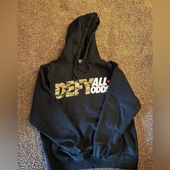 DEFY All Odds Camo black sweatshirt size small - Picture 1 of 4